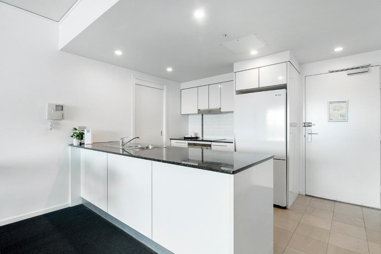 Sierra Grand Broadbeach - Self Contained & Privately Managed Apartments Gold Coast Eksteriør billede