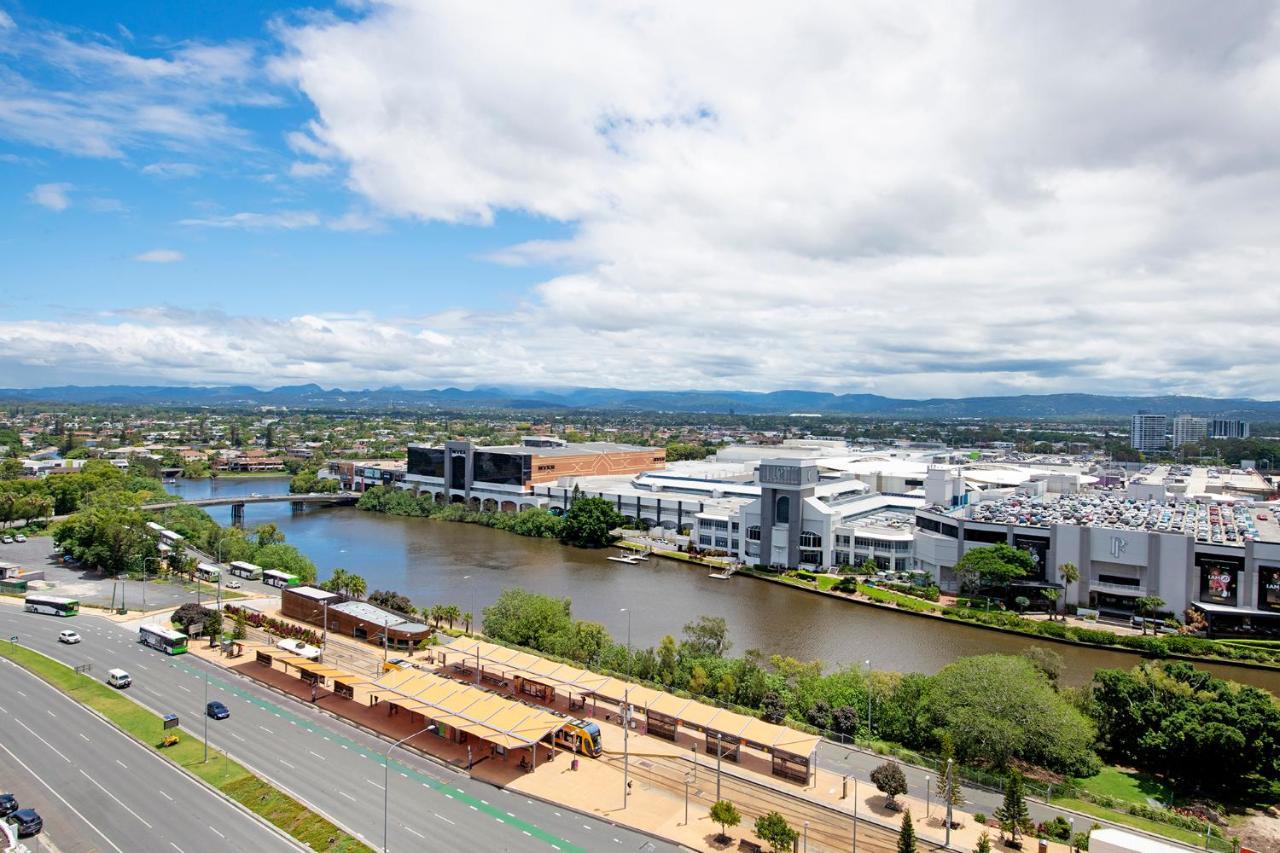 Sierra Grand Broadbeach - Self Contained & Privately Managed Apartments Gold Coast Eksteriør billede