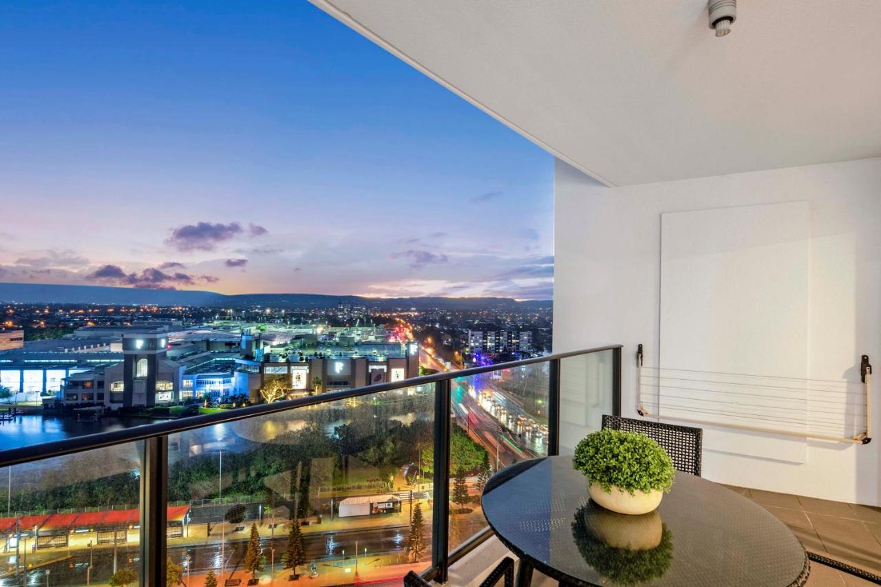 Sierra Grand Broadbeach - Self Contained & Privately Managed Apartments Gold Coast Eksteriør billede