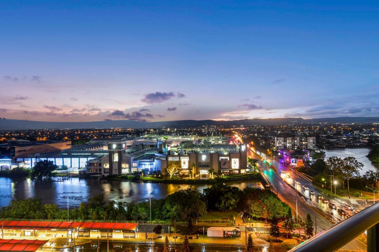Sierra Grand Broadbeach - Self Contained & Privately Managed Apartments Gold Coast Eksteriør billede