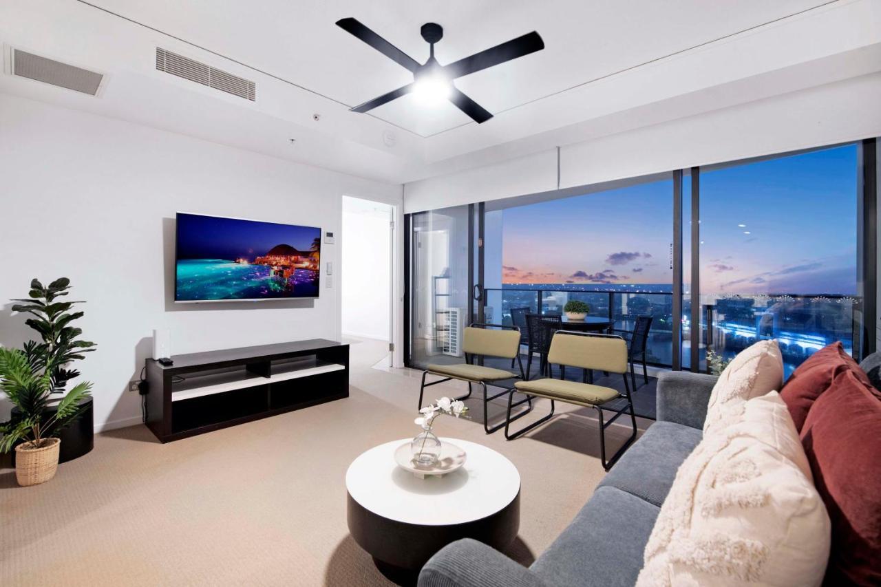 Sierra Grand Broadbeach - Self Contained & Privately Managed Apartments Gold Coast Eksteriør billede