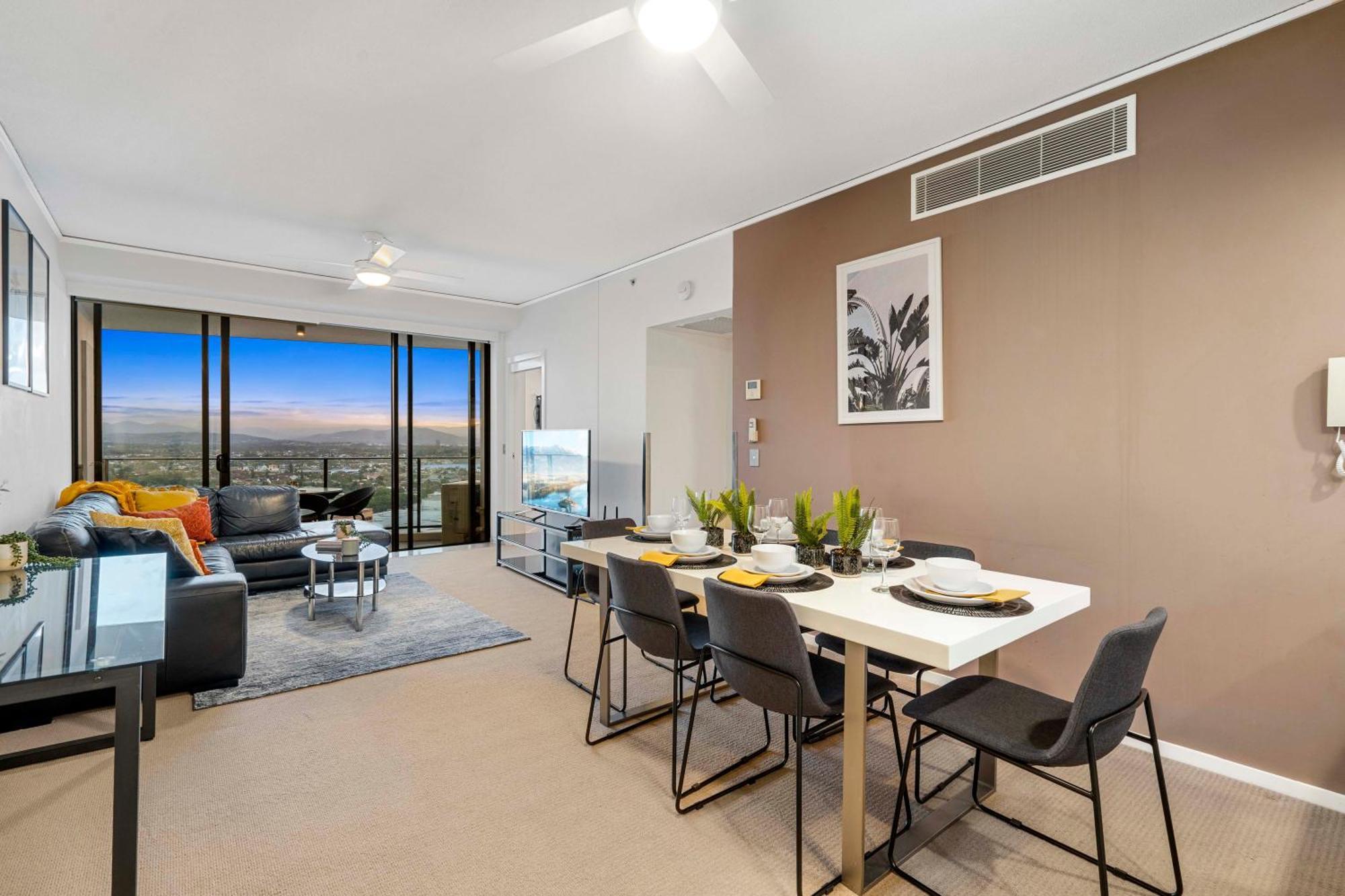 Sierra Grand Broadbeach - Self Contained & Privately Managed Apartments Gold Coast Eksteriør billede