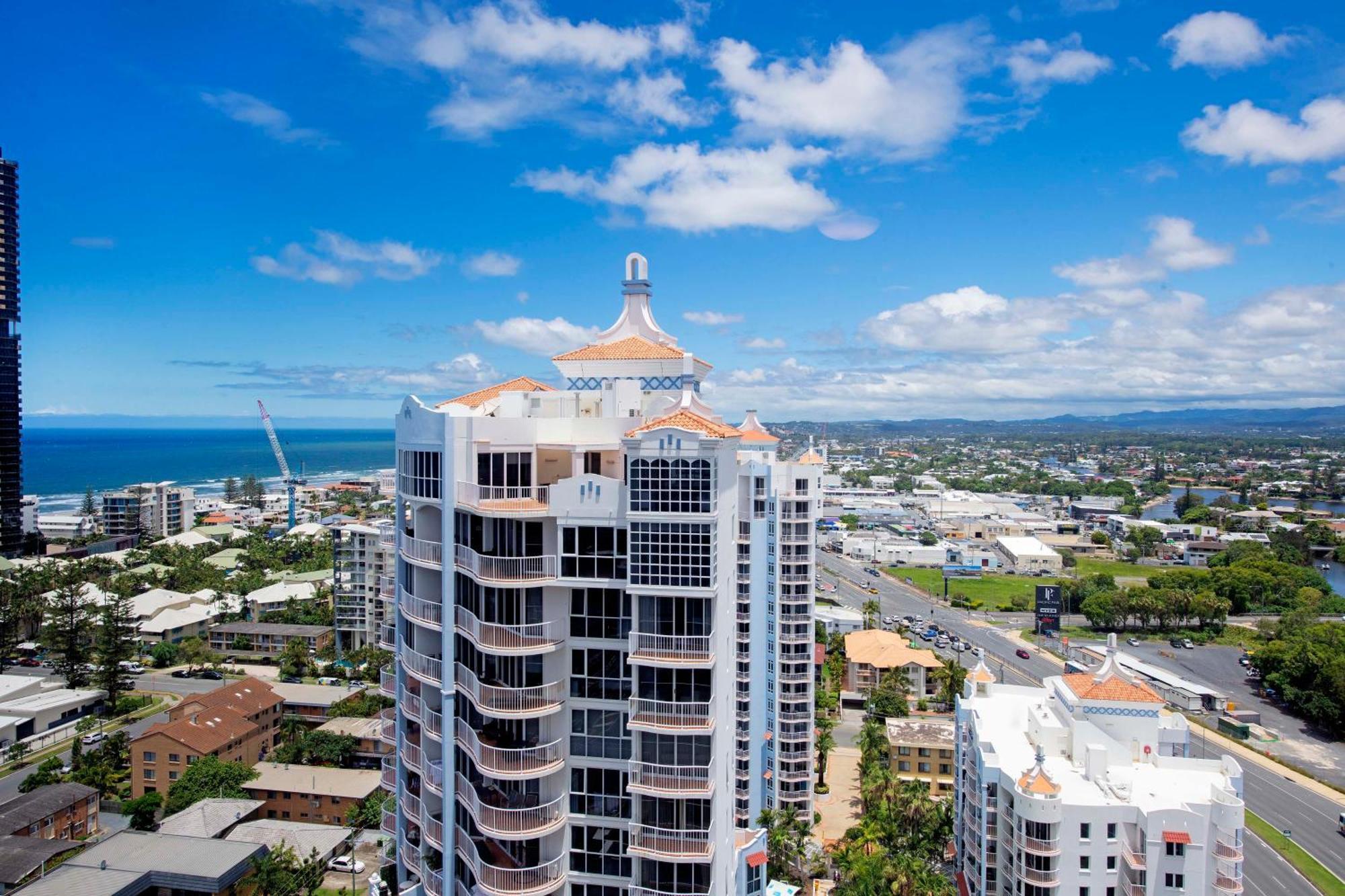 Sierra Grand Broadbeach - Self Contained & Privately Managed Apartments Gold Coast Eksteriør billede