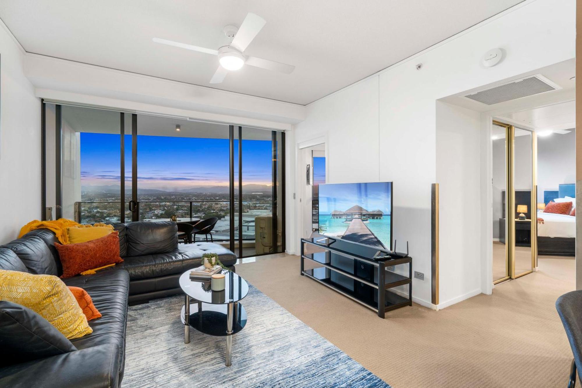 Sierra Grand Broadbeach - Self Contained & Privately Managed Apartments Gold Coast Eksteriør billede